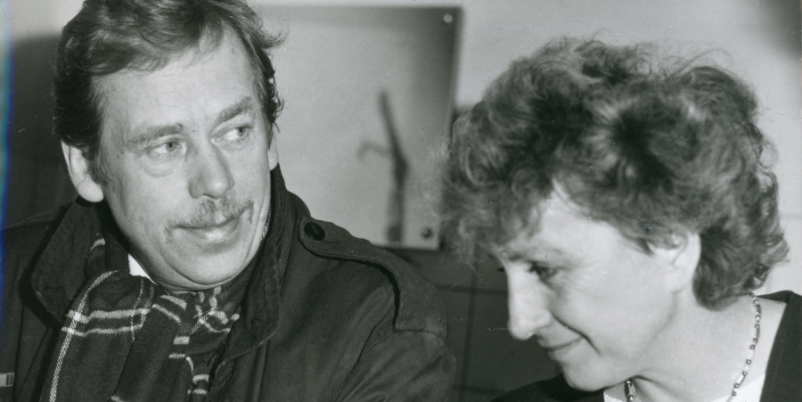 Vera Caslavska and president Vaclav Havel